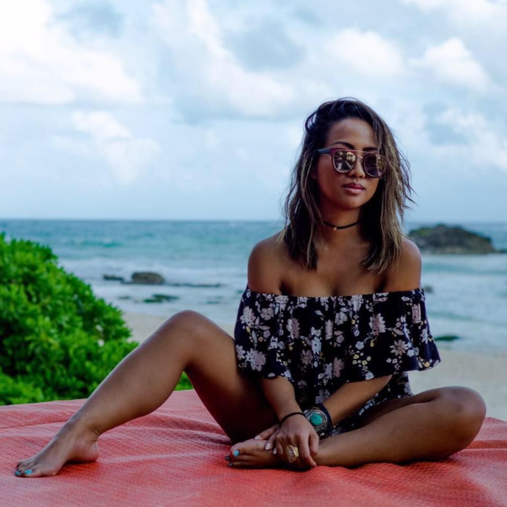 Meet your Posher, Jasmine